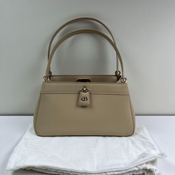 Dior Women Pre-Loved Bag Very Good Condition - Picture 1 of 9
